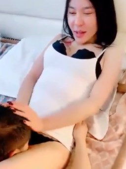 У崿~ƷŮ