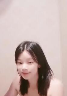 СŮ