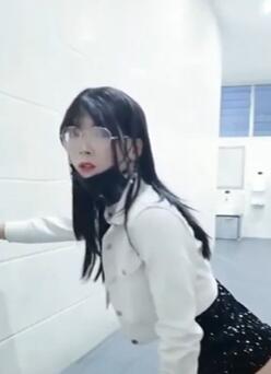 贫崿۾ϵŮ޹Ȼ·